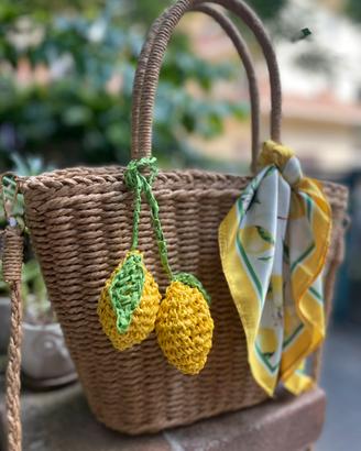 Bag charm ciondolo limoni di rafia all’uncinetto