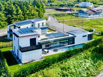 VILLA SINGOLA A AFFI