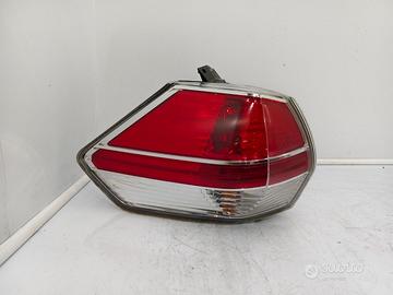 Faro fanale stop posteriore sx nissan x-trail iii