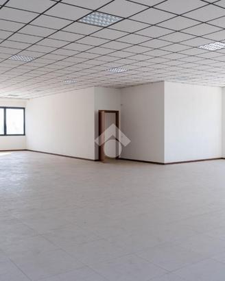 UFFICIO A CAVENAGO DI BRIANZA