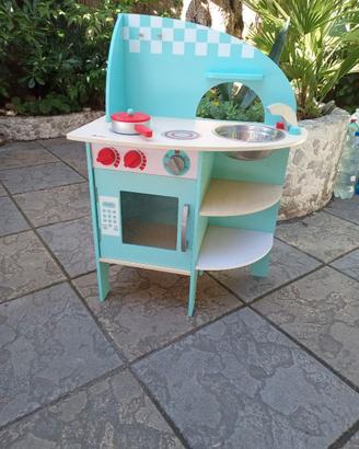cucina giocattolo in legno