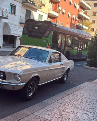 Ford Mustang 1967 Gt 390 big block cambio manuale