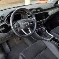 Macchina Q3 Audi business Advance s- tronic