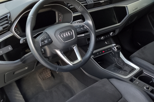 Macchina Q3 Audi business Advance s- tronic