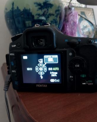 Pentax k200d DSLR camera 