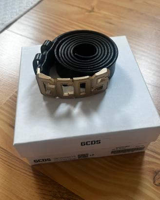 Cintura GCDS in pelle nera con fibbia dorata