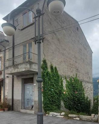 Casa indipendente di 60 m² con 4 locali a Colledim