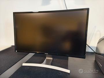 Monitor curvo Samsung 27 pollici FHD