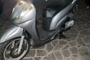 Honda Sh 300