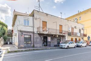 NEGOZIO A GUIDONIA MONTECELIO