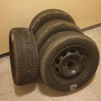 Gomme michelin M+S con cerchi misure 205 60 R 16