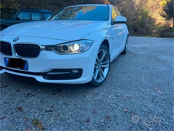 BMW 318D XDRIVE