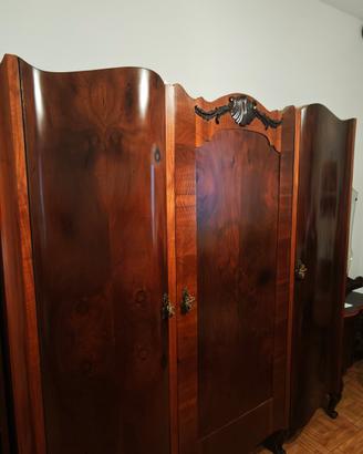 Mobili camera da letto anni ’50 Chippendale