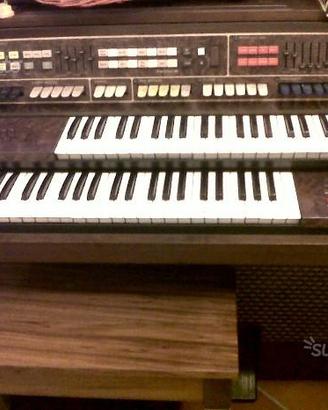 Farfisa louvre 1982
