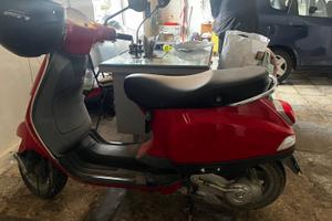 Vespa Lx 50