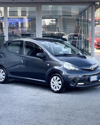 Toyota Aygo 5 Porte 1.0 Benzina 68CV E5 Neo - 2014