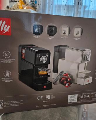 Macchina da caffè X3 X-Caps di Illy