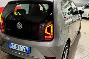 Volkswagen UP! Benzina e metano 2019