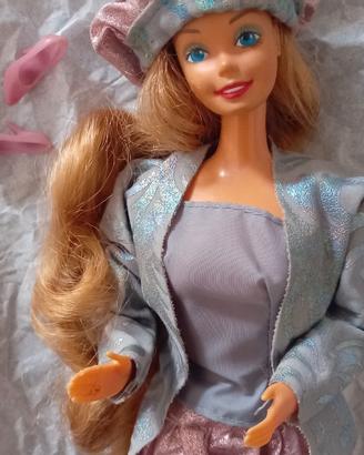 Barbie anni 80 con parrucca e abito originale