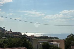3 LOCALI A CASTELLAMMARE DI STABIA
