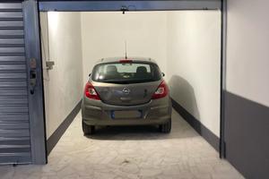 Box auto in zona Tuscolana