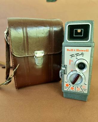 Bell & Howell
Two Twenty 8 mm 