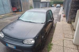 VOLKSWAGEN Golf 4ª serie - 1999