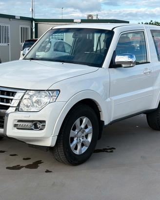 Mitsubishi Pajero 3.2 DI-D 16V aut. 3p. Intense DP