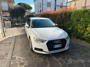 AUDI A3 3ª serie - 2019