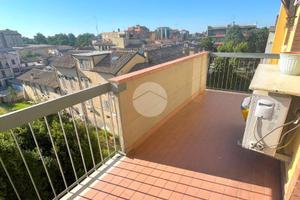 3 LOCALI A PARMA