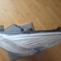 Faro Anteriore Sx Ford Kuga 2a serie