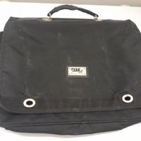 borsa RONCATO come da foto colore nero è solamente