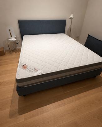 Materasso seminuovo 160x190