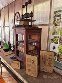 pressa tipografo a torchio