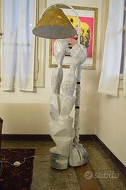 Lampada artistica in legno