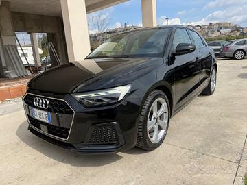 Audi A1 SPB 30 TFSI S tronic Identity Black