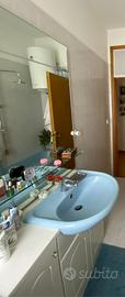 mobile bagno con specchio