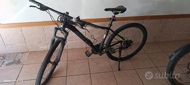 Bicicletta Mountain bike 