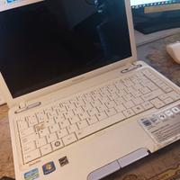 Notebook Toshiba 15" Intel Core I3 e scheda ded.