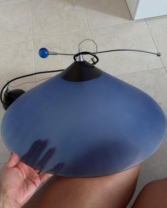 Lampadario in vetro blu