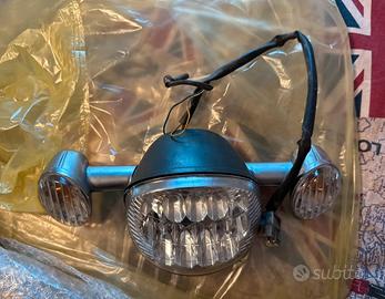 Faro posteriore scarabeo piaggio + frecce