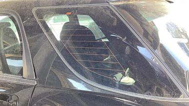 SUBARU WRX VETRO FISSO POSTERIORE SX