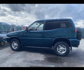 Nissan terrano