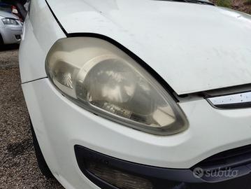 Proiettore destro FIAT GRANDE PUNTO del 2011