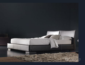 letto AXIL in cuoio marrone