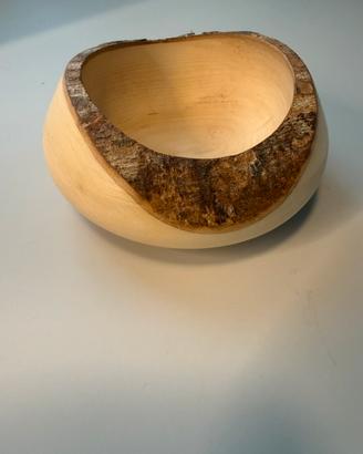 Ciotola in  legno di Magnolia