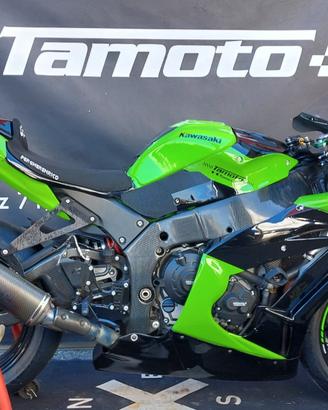 KAWASAKI NINJA ZX 10 R - USO PISTA