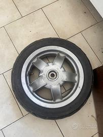 Cerchione piaggio zip