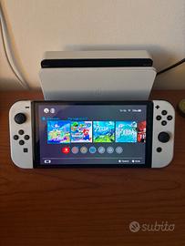 Nintendo Switch Oled Bianca + Custodia + SD 256GB