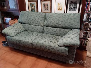 COPPIA DI DIVANI IN TESSUTO MARCA LEVER LUNGHEZZA